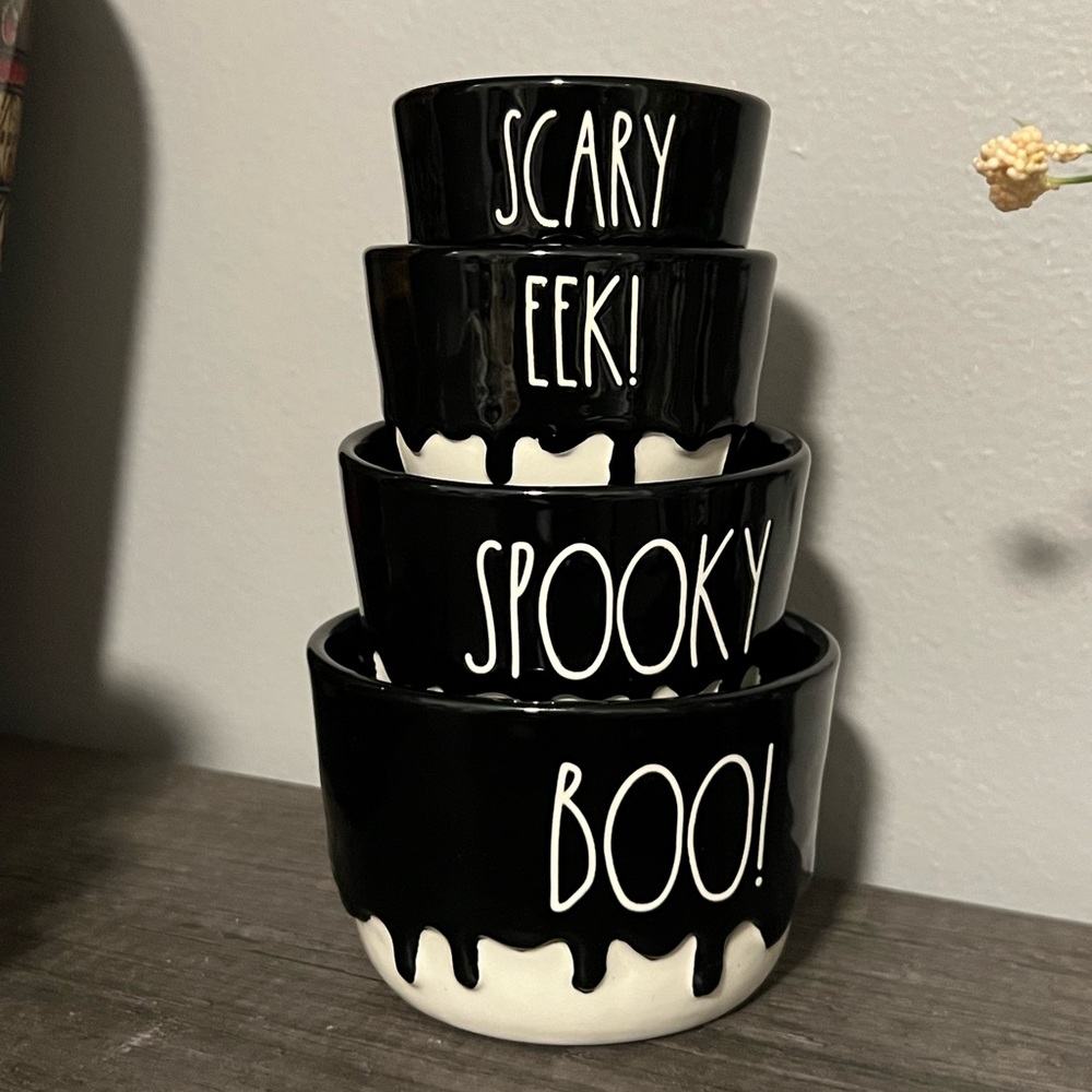 Rae Dunn Halloween measuring cups Black and White